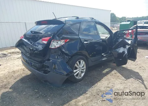 2013 Hyundai Tucson Limited z USA, uszkodzony, nr VIN KM8JU3AC6DU737250